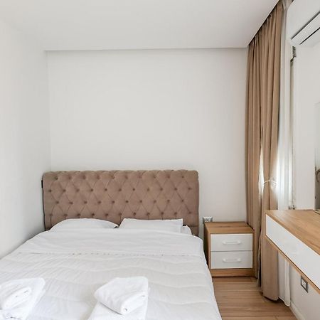 Premium Apartment In The Center ティラナ エクステリア 写真