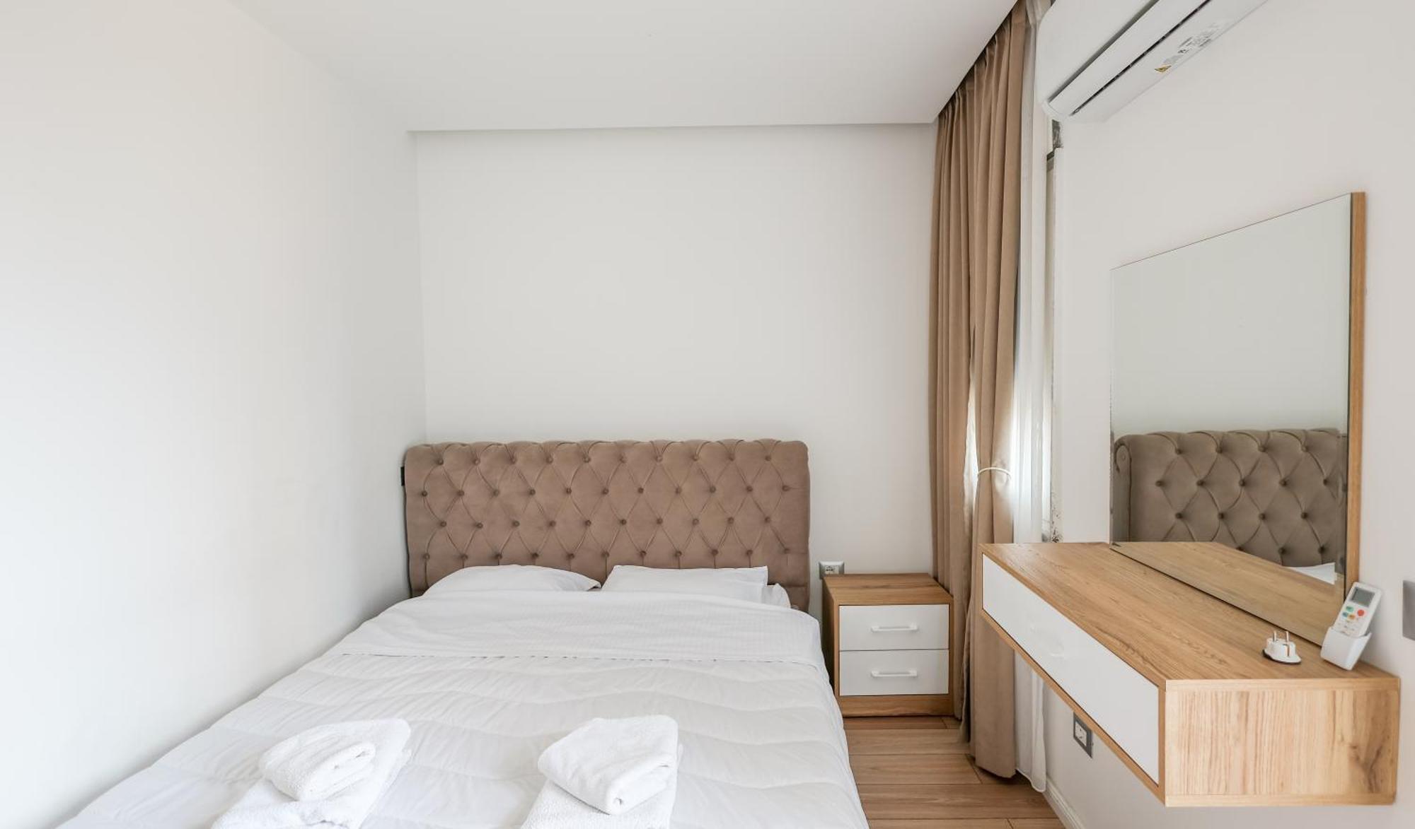 Premium Apartment In The Center ティラナ エクステリア 写真