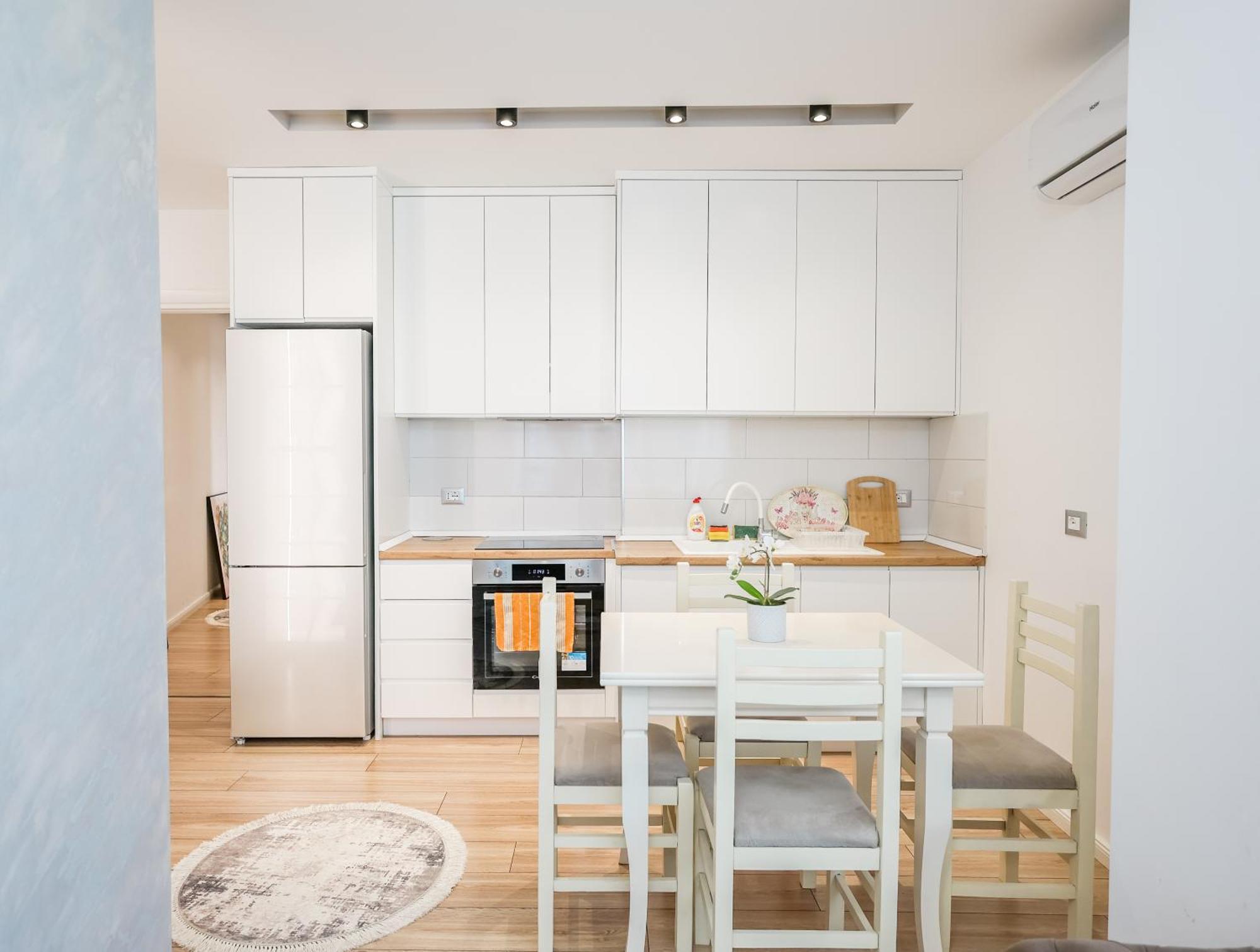 Premium Apartment In The Center ティラナ エクステリア 写真